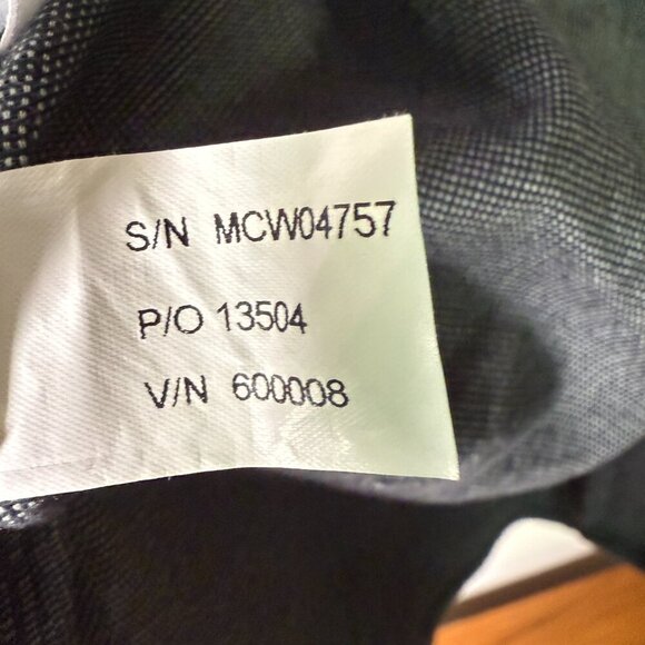 Nebraska Cutter Buck Long Sleeve Shirt Size XL Black & White Check N Logo - Picture 5 of 6